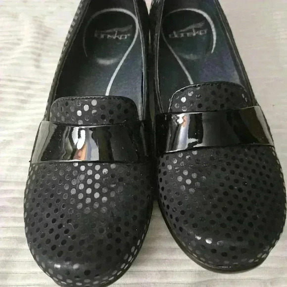 Dansko Women's Oksana Loafer. Size 37/6.5/ 7. Black with polka dots. Slip on - Picture 3 of 8